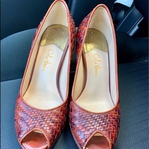COLE HAAN Brown Woven Leather Nike Air Pumps 5.5